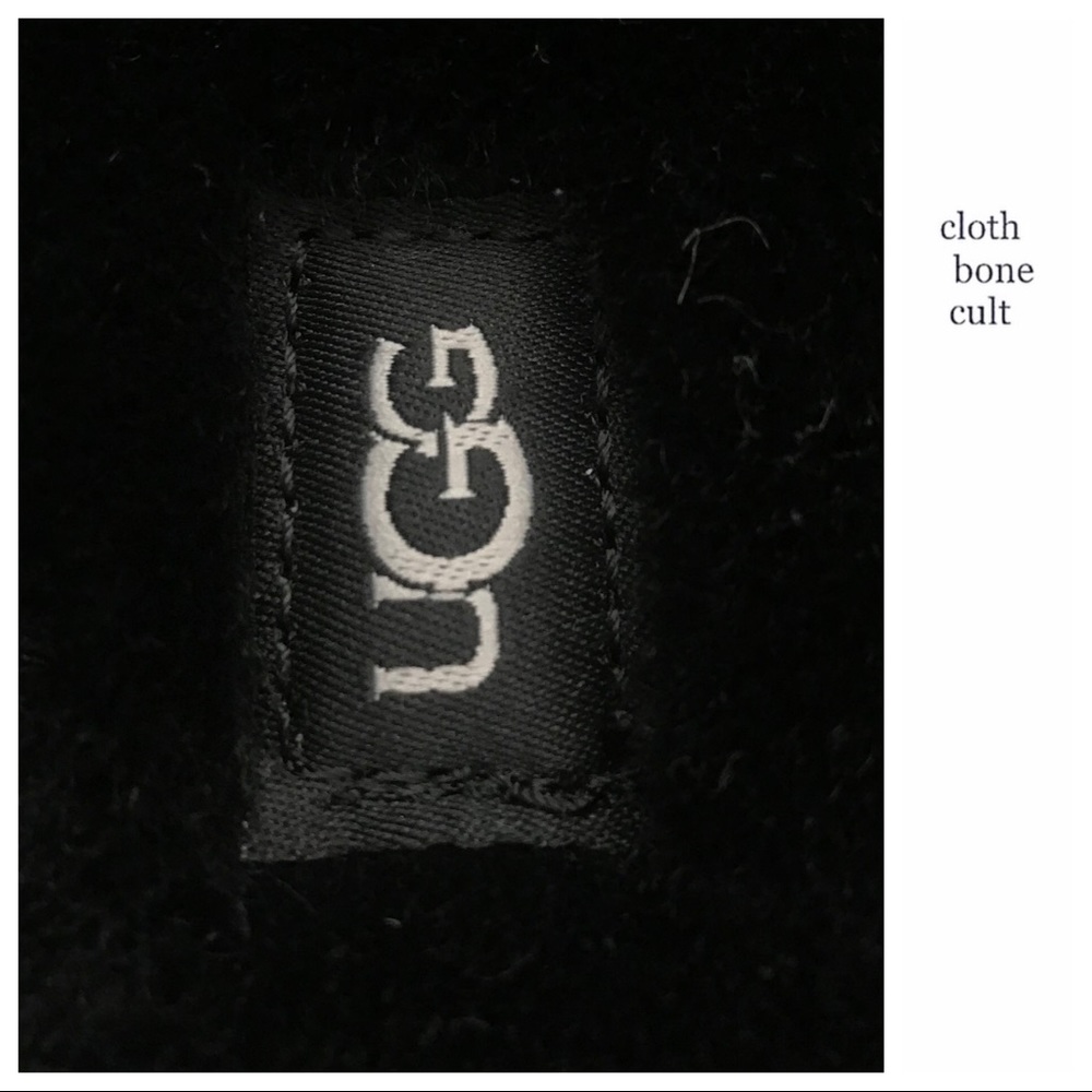 ✨New✨ UGG Black Fuzz Yeah Birkenstock-Style SLIDES - Picture 8 of 16